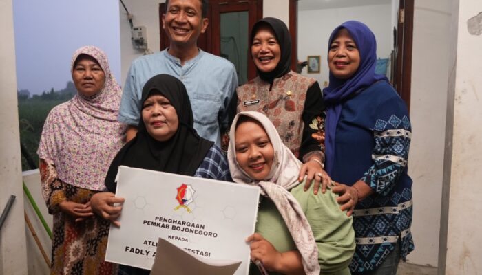 Alberto Henga Dapat Apresisi dari Bupati dan Wabup Bojonegoro