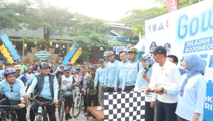 Bupati Wahono Berangkatkan Peserta Gowes Jelajah Bojonegoro