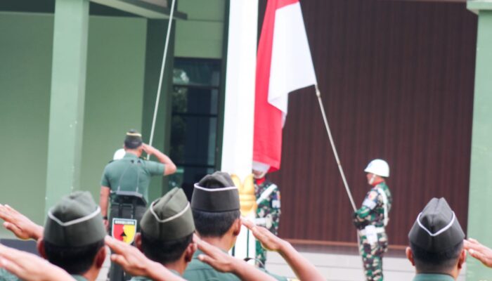 Kodim Bojonegoro Gelar Upacara Bendera Tujuh Belasan Bulan April 2025