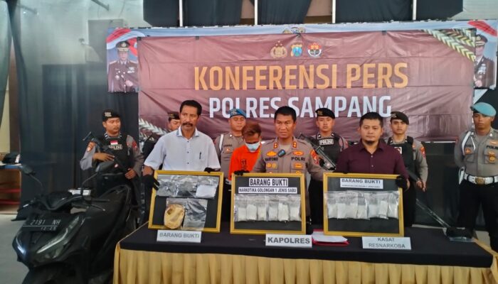 Polres Sampang Berhasil Tangkap Kurir Sedang Bawa Sabu Di Ketapang
