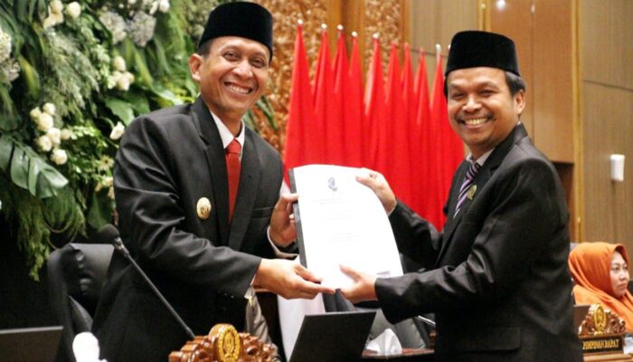 Sutikno Fraksi PKB Dukung Langkah Pemkab Bojonegoro Untuk Kebijakan Pupuk