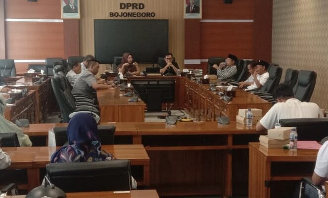 DPRD Bojonegoro Upayakan Solusi Ganti Rugi Tanah Warga Ngrowo