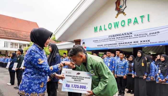 Kado Hardiknas, Pemkab Bojonegoro Siapkan Beasiswa Perguruan Tinggi