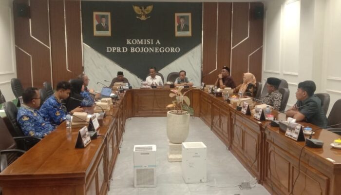 Komisi A DPRD Bojonegoro Gelar Hearing: Kinerja DPMPD Dipertanyakan