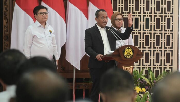Tingkatkan Bauran EBT hingga 2034, PLN Siap Jalankan RUPTL Terhijau Sepanjang Sejarah dengan semangat hari lahir pancasila