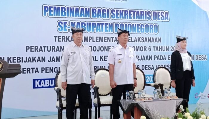 Bupati Wahono: Sekdes Harus Berperan Aktif Membangun Desa Mengentaskan Kemiskinan 