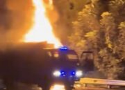 Satu Personel TNI Meninggal Dunia dalam Kebakaran di Tol Pasuruan