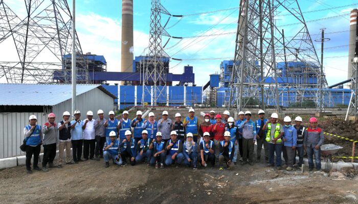Bukti Listrik untuk Rakyat, EVP MKJ PT PLN (Persero) dan GM PT PLN (Persero) UIP JBTB Tinjau Pembangunan GISTET 500 Kv Paiton dan Transmisi