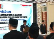 Bupati Bojonegoro Lantik 79 Kepala Sekolah dan 105 Pejabat Fungsional