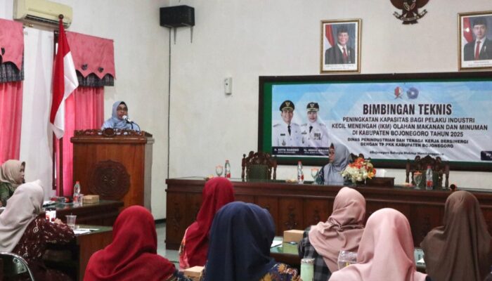 Pelaku IKM di Bojonegoro Ikuti Bimtek Marketing dan Branding Produk