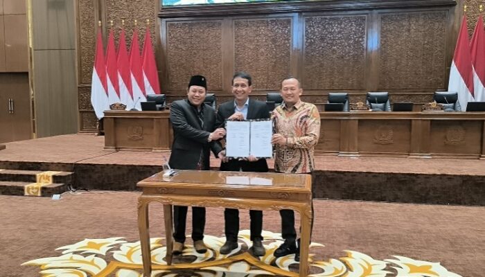 DPRD Bojonegoro Setujui Raperda Pajak Daerah: Bupati Harapkan Manfaat Nyata