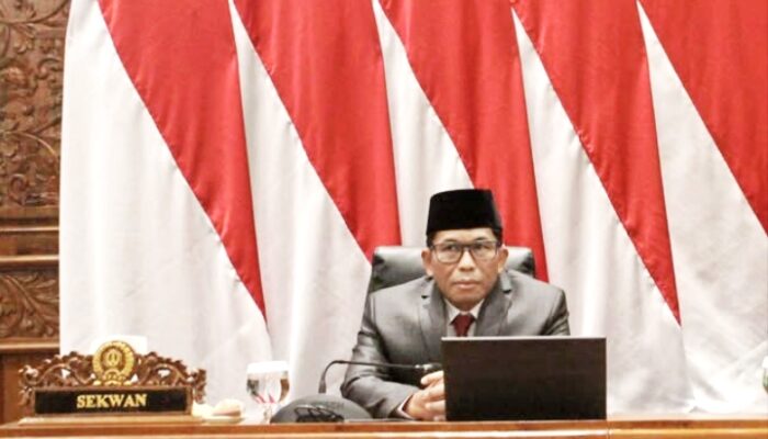 Dua Anggota DPRD Bojonegoro Diberhentikan, PAW Dilantik dalam Sidang Paripurna Istimewa