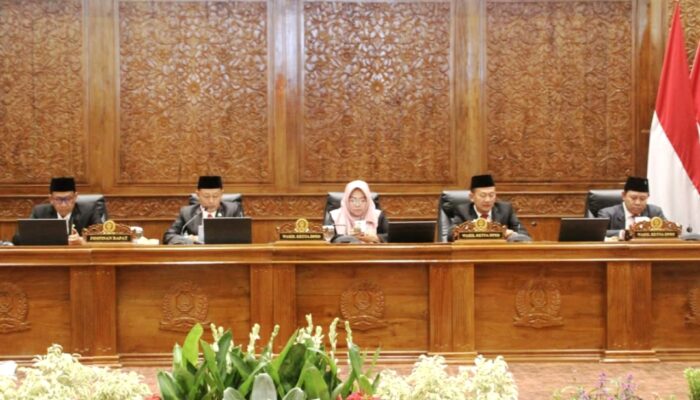 Bupati Bojonegoro Jelaskan P-APBD 2025: Fokus pada Kesejahteraan Masyarakat
