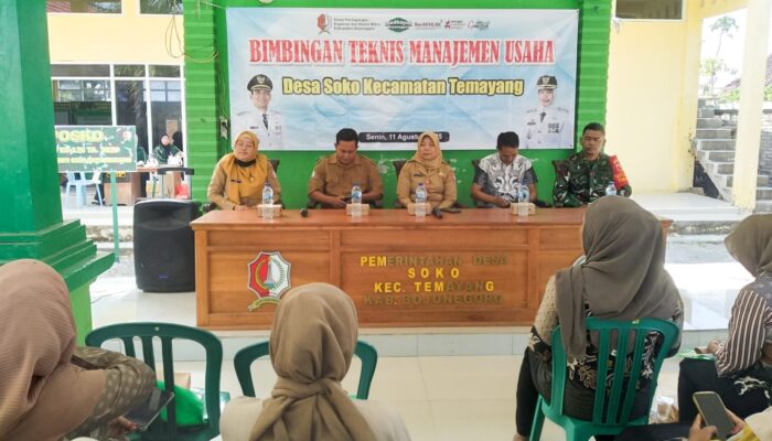 Satgas TMMD 125 Bojonegoro bersama Disdagkop UKM, Bekali Strategi Penjualan Pelaku UMKM di Desa Soko