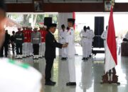 Bupati Bojonegoro Kukuhkan 72 Anggota Paskibraka