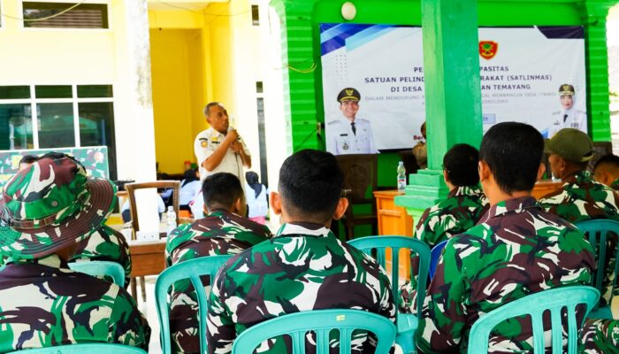 Satgas TMMD 125 Bojonegoro bersama Satpol PP Gelar Pembinaan Anggota Linmas Desa Soko