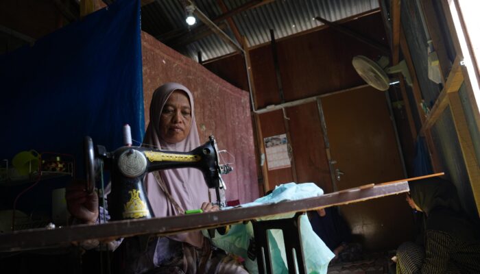 Kado HUT RI, PLN Salurkan Bantuan Pasang Listrik Gratis 2.821 Keluarga Prasejahtera di Seluruh Indonesia
