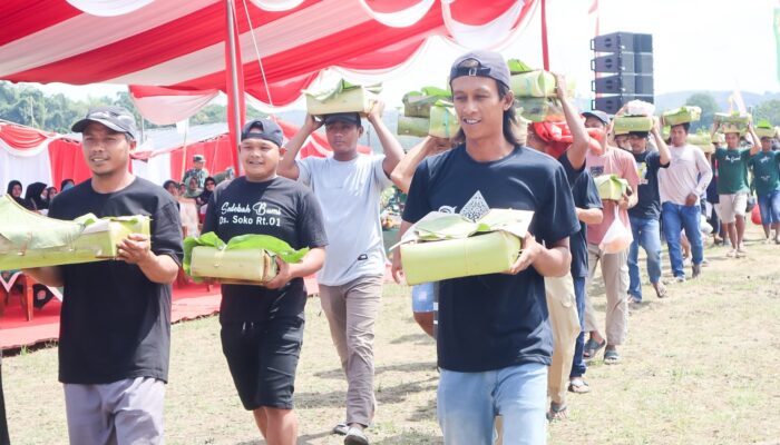 Rasa Syukur Warga Desa Soko atas Pembangunan TMMD ke-125: 30 Nasi Tumpeng sebagai Simbol Kebersamaan