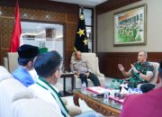Menjembatani Aspirasi, Pangdam V/Brawijaya dan Kapolda Jatim Terima Audiensi Mahasiswa
