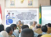 Tingkatkan Kapasitas Operator Desa, Bupati Wahono Hadiri Bimtek SIKS-NG