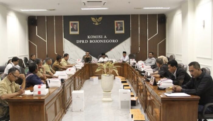 Komisi A DPRD Bojonegoro Ingatkan Pentingnya Patuh Regulasi dalam Pilkades PAW