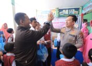 Kapolres Bersama Bhayangkari Bojonegoro Gelar Bakti Sosial di SLB Putra Harapan, Sambut HKGB ke-73