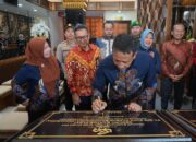 Bupati Wahono, Resmikan Gedung Baru Bank BPR Bojonegoro
