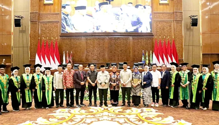 137 Mahasiswa STIKES Rajakwesi Diwisuda, Wabup: Mari Besarkan Bojonegoro