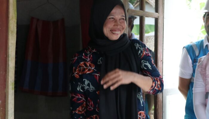 Rayakan Hari Pahlawan, PLN Hadirkan Sambungan Listrik Gratis bagi Ratusan Warga Prasejahtera di Banten