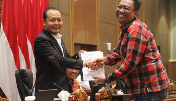 Fraksi PDI Perjuangan Bojonegoro Sampaikan Pandangan Umum APBD 2026: Fokus pada Ekonomi Kreatif dan Kemandirian Daerah