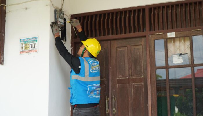 Semangat Hari Pahlawan, PLN Luncurkan Program “Power Hero”, Beri Diskon 50% Tambah Daya