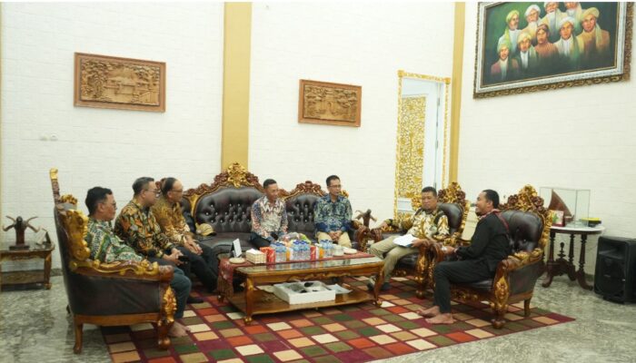 Listrik untuk Rakyat, PLN UIP JBTB dan Pemkab Sumenep Perkuat Sinergi Dukung Transisi Energi dan Penerapan ESG di Madura