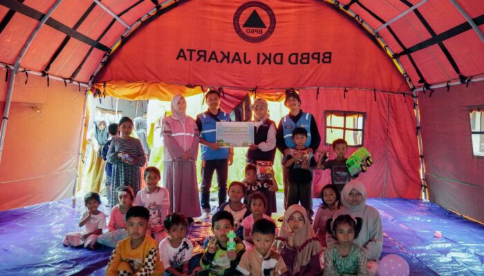 PLN Icon Plus Salurkan Bantuan untuk Warga Terdampak Erupsi Gunung Semeru di Lumajang