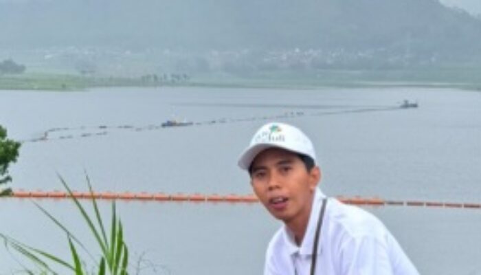 PLN Icon Plus dan PLN Grup Jawa Timur Tanam 10.000 Bibit Pohon di Bendungan Selorejo Peringati Hari Menanam Pohon Indonesia 2025