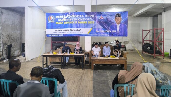 Reses Masa Sidang III Fraksi Demokrat Drs. Sudjono, Masyarakat Saling Berebut Sampaikan Aspirasi