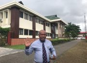 Anugerah Dari Tuhan, Warinussy Mendapatkan Penghargaan Dari Menteri HAM RI. Sebagai Tokoh HAM.