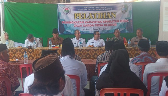 SAMPANG SIAGA! Perangkat Desa Kolobur Ditempa dalam “Garda Desa”: Wajib Layani Rakyat dan Hati-Hati Celah Korupsi Dana Desa