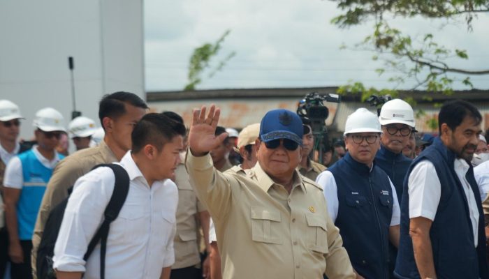 Danantara Sinergikan BUMN Bangun Huntara di Aceh Tamiang, PLN Sambung Listrik untuk Semua Rumah dan Fasum