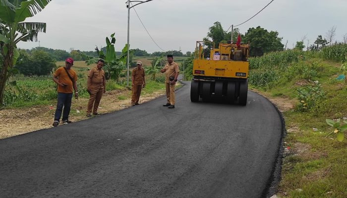 Optimalkan BKKD 2025, Desa Sumuragung Sulap Akses Wisata Tebing Gupit Jadi Jalur Ekonomi