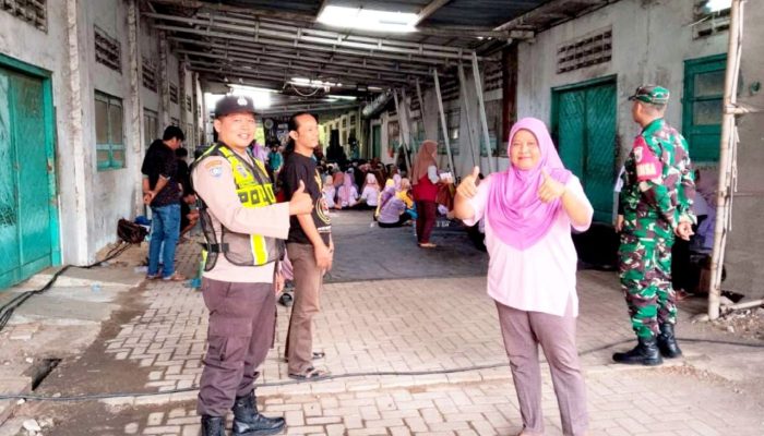Sinergi TNI-Polri Kawal Hiburan Elektun di Sumuragung, Pastikan Acara Warga Berjalan Kondusif