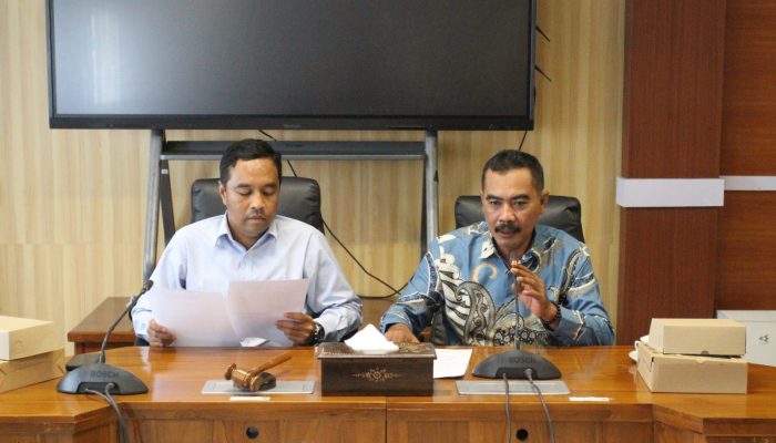 Pimpin Rapat Bapemperda DPRD, Sudiyono Sepakati 5 Raperda Prioritas Bojonegoro Tahun 2026