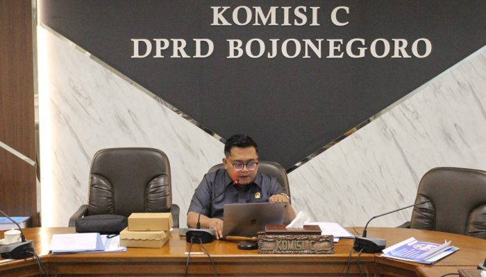 Pimpin Rapat Evaluasi APBD di Komisi C DPRD Bojonegoro, Ahmad Supriyanto: Proyeksi 2026 Harus Tepat Sasaran