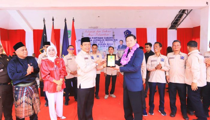 Ketum Hartanto Boechori Kukuhkan DPC PJI Rokan Hulu