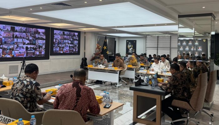 Putus Rantai Tengkulak, Polri Fasilitasi KUR dan Jamin Penyerapan Hasil Panen Petani Jagung