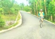 Realisasi BKKD 2025, Jalan Aspal di Desa Dukuhkidul Bojonegoro Mulai Dongkrak Ekonomi Warga