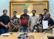 Emas Yang Diduga Dirampas Oleh Oknum Polisi Polda PB, Warinussy: Emas 2.8 Ons Sudah Dikembalikan Kepada Putri Dhini.