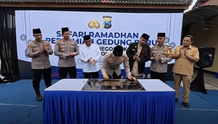 Resmikan Gedung Baru Polsek Kota Saat Safari Ramadhan, Kapolres Bojonegoro Tekankan Optimalisasi Pelayanan