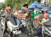 Semarakkan Ramadan, Persit Kodim 0813 Bojonegoro Bagikan Ratusan Takjil Gratis