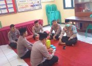Asah Sisi Humanis, Anggota Polsek Sugihwaras Ikuti Binrohtal Virtual Bersama Polres Bojonegoro