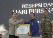 Kapolres Bojonegoro AKBP Afrian Satya Permadi Terima Angling Dharma Award 2026